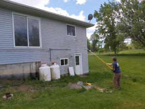 Jun-7-20-Vinyl-Siding-Cleanup-2