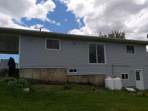 Jun-7-20-Vinyl-Siding-Cleanup-4