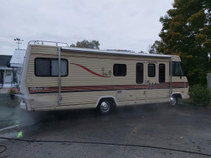 Oc-6-19-Motorhome-Cleanup-2
