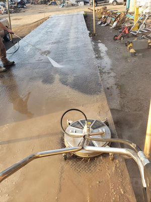 Sep-29-20-Weigh-Scale-Cleanup-Power-sweep-rotary-surface-clean-and-hot-water-rinse-2